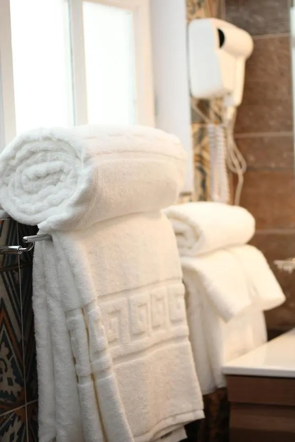 Hotel Boutique Restaurant Gloria Tirana