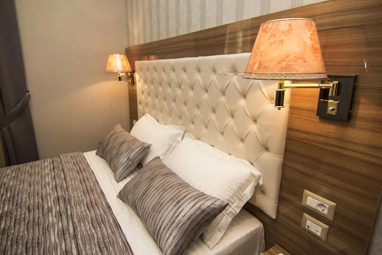 Hotel Boutique Restaurant Gloria Tirana 4*,  Albania
